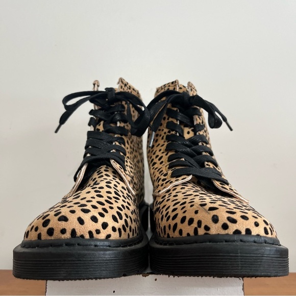 Women’s Pierre Dumas Amora-1 Cheetah Print Combat Boot Side Zip Lace Up Size 10 - Picture 4 of 11
